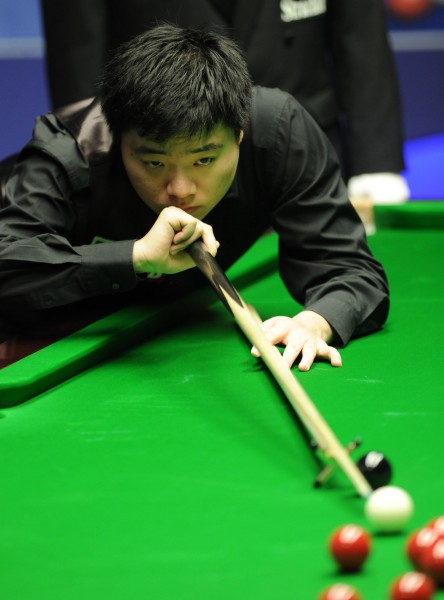 最初也遭受 最初也遭受