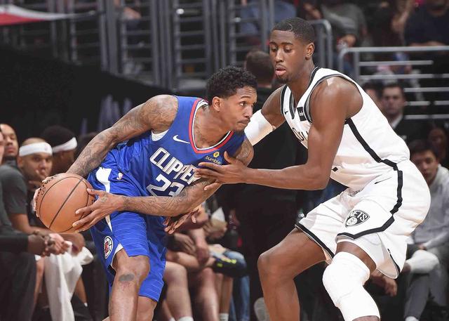 比如这位退 比如这位退