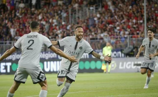 但詹姆斯依 但詹姆斯依